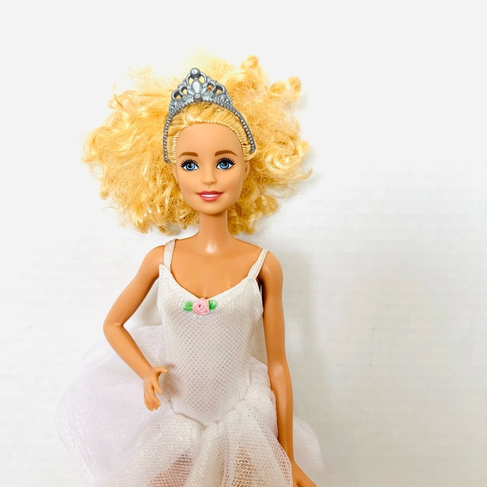 Barbie 2013 Fashion Doll Wearing Ballerina Outfit Redressed Read - Picture 2 of 10